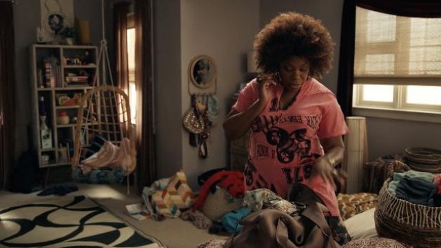 Pink oversized Printed Tee worn by Viola 'Vi' Marsette (Lorraine Toussaint) as seen in The Equalizer Tv show wardrobe (S02E02)