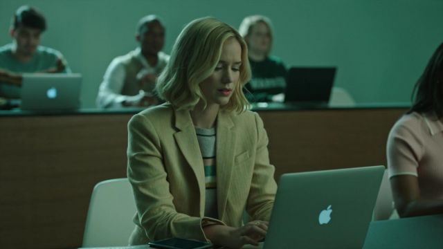 Blazer jaune Veste portée par Jenny Banks (Elizabeth Lail) comme on le voit dans l&#39;Ordinaire Joe série TV garde-robe (Saison 1 Épisode 8)