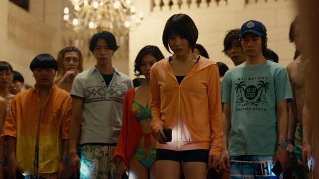Or­ange­ lightweight active hood­ie jack­et worn by Yuzuha Usagi (Tao Tsuchiya) in Alice in Borderland TV series wardrobe (S01E06)