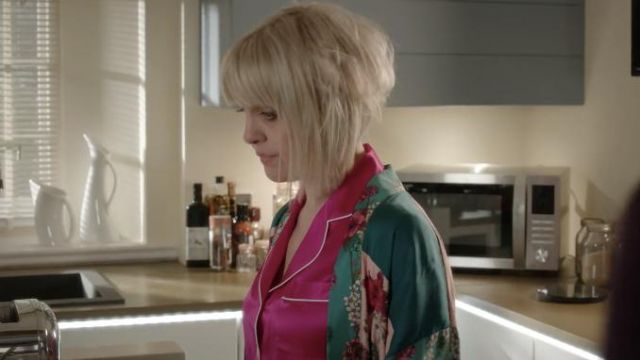 Floral Satin Kimono worn by Agatha Raisin (Ashley Jensen) as seen in Agatha Raisin TV show outfits (S03E07)