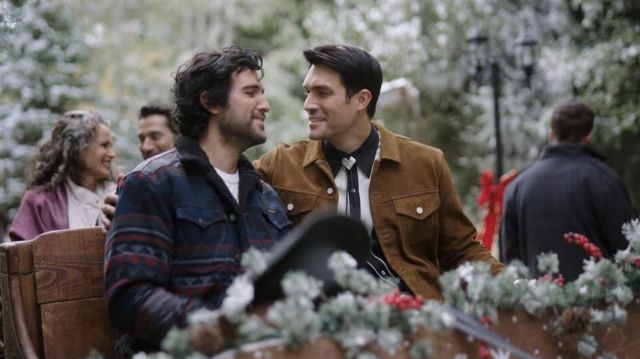 Veste imprimée porté par Heath Ramos (Juan Pablo Di Pace) comme on le voit dans Fringant en décembre film