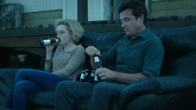 Top usado por Ruth Langmore (Julia Garner) como se ve en Ozark Wardrobe (Temporada 4 Episodio 4)