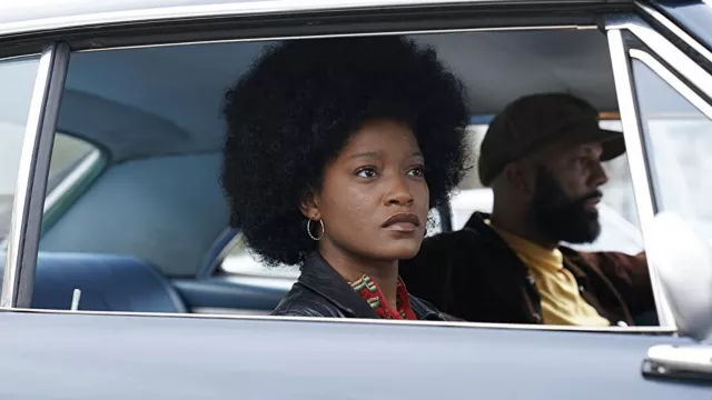 Boucles d&#39;oreilles portées par Alice (Keke Palmer) comme on le voit dans les tenues d&#39;Alice