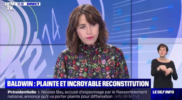 The floral blouse worn by Candice Mahout in the Dej info on BFM TV on February 16, 2022