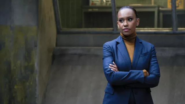 Blue Blazer Jacket worn by Val Turner (Ryan Michelle Bathe) as seen in The  Endgame TV show outfits (Season 1 Episode 4)
