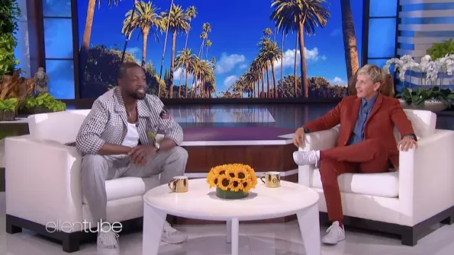 White sneakers worn by Dwyane Wade as seen in The Ellen DeGeneres Show on April 26, 2022