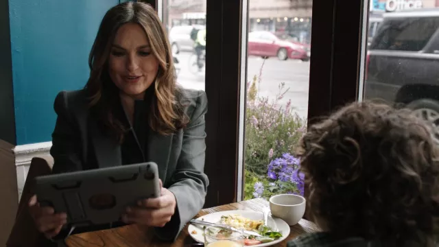Grey Blazer Jacket worn by Olivia Benson (Mariska Hargitay) as seen in Law & Order: Special Victims Unit TV show (Season 23 Episode 20)