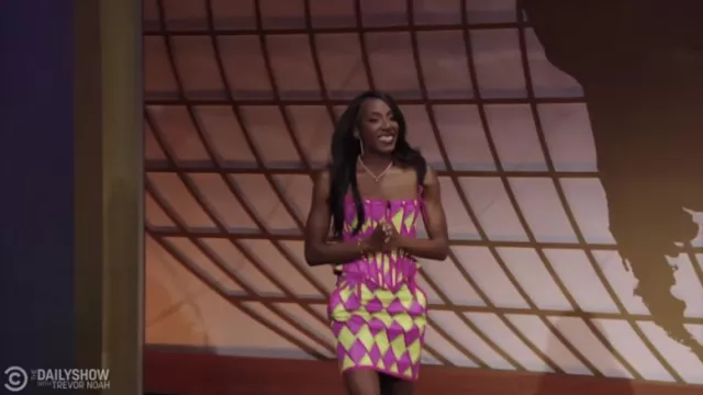 Pink and yellow dress worn by Ziwe in The Daily Show withe Trevor Noah