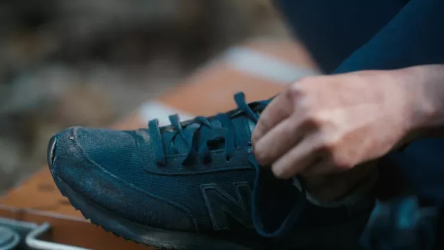 New Balance Sneakers worn by Rachel Reid (Reign Edwards) as seen in The Wilds outfits (Season 2 Episode 5)