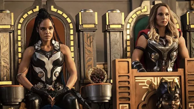 Costume cosplay worn by Valkyrie (Tessa Thompson) as seen in Thor: Love and Thunder