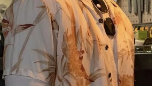 Hawaiian Resort shirt worn by Lt 