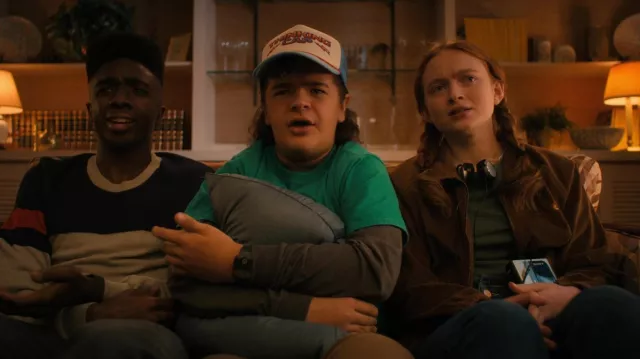 The denim overshirt worn by Max Mayfield (Sadie Sink) in the series Stranger  Things (Season 4 Episode 1)