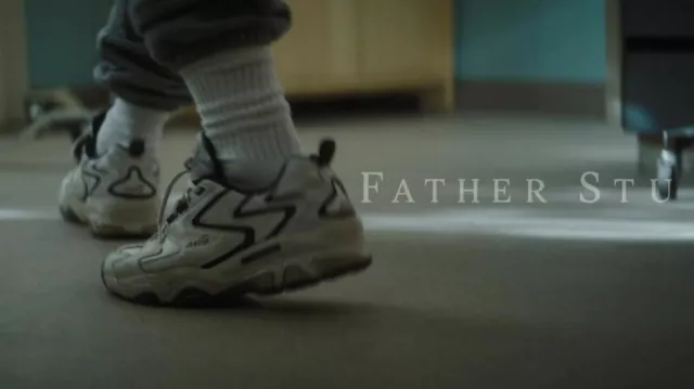 Zapatillas Avia usadas por Stuart Long (Mark Wahlberg) como se ve en los  atuendos de las películas del Padre Stu | Spotern