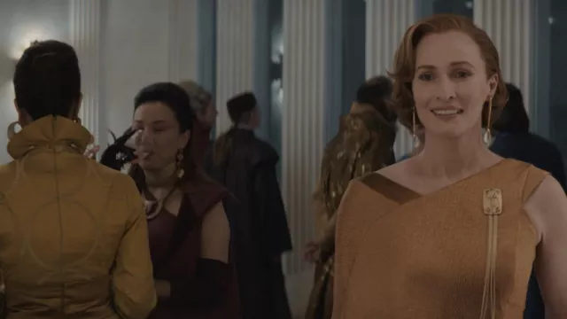 Earrings worn by Mon Mothma (Genevieve O'Reilly) as seen in Andor TV series outfits (Season 1)