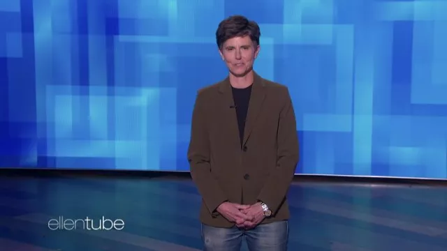 Olive green blazer jacket worn by Tig Notaro in The Ellen DeGeneres Show