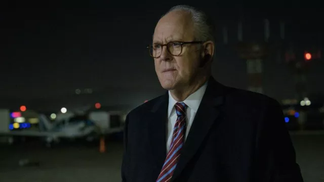 Striped Tie worn by Harold Harper (John Lithgow) as seen in The Old Man TV series outfits (S01E01)