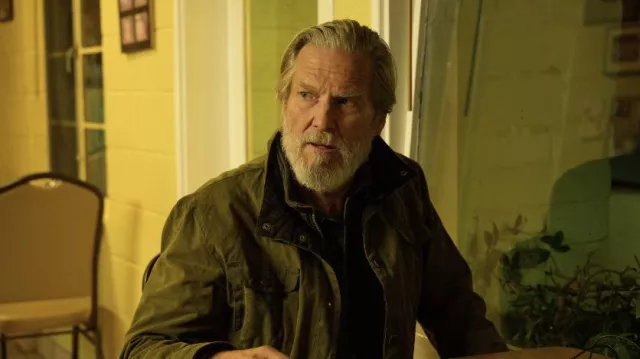 Olive Green Canvas Jacket worn by Dan Chase (Jeff Bridges) as seen in The Old Man TV show (S01E01)