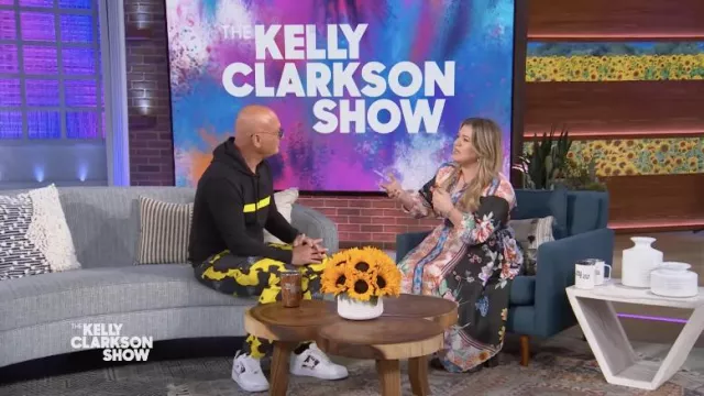 Nike sneakers worn by Howie Mandel as seen in The Kelly Clarkson Show