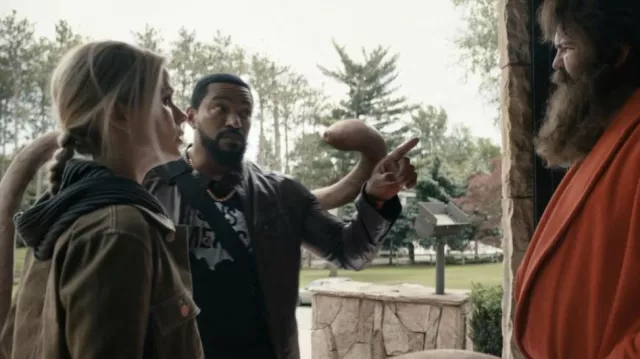 Printed T-shirt worn by Mother's Milk (Laz Alonso) as seen in The Boys (S03E06)