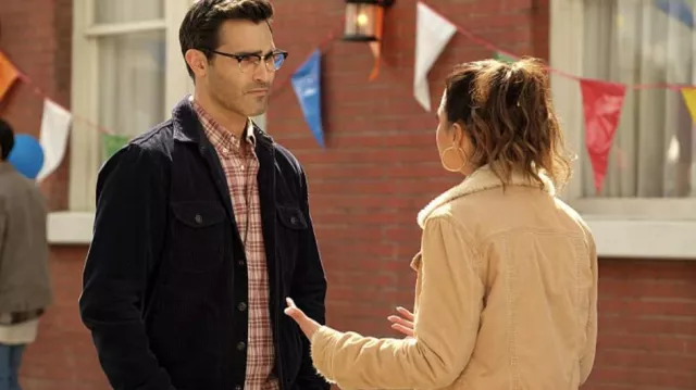 Corduroy Navy Blue Jacket worn by Clark Kent (Tyler Hoechlin) as seen in Superman & Lois (S02E15)