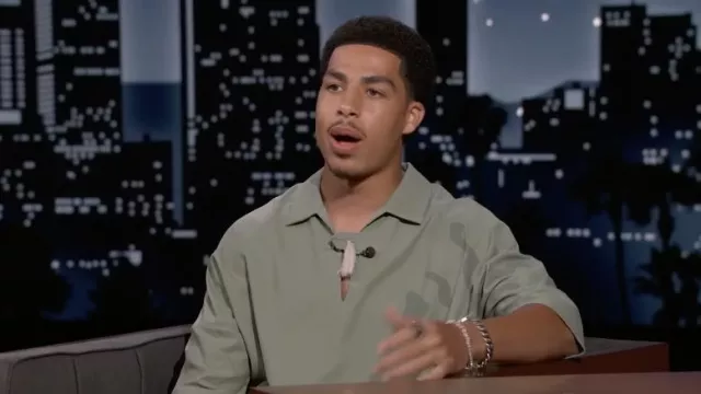 Chemise à manches courtes portée par Marcus Scribner dans Jimmy Kimmel Live!