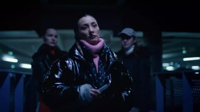 Down jacket worn by Mor Hul­da (Li Ii Zhang) as seen in Copenhagen Cowboy TV show (Season 1)