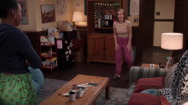 Pink trousers worn by Kimberly Finkle (Pauline Chalamet) as seen in The Sex Lives of College Girls TV show (S02E10)