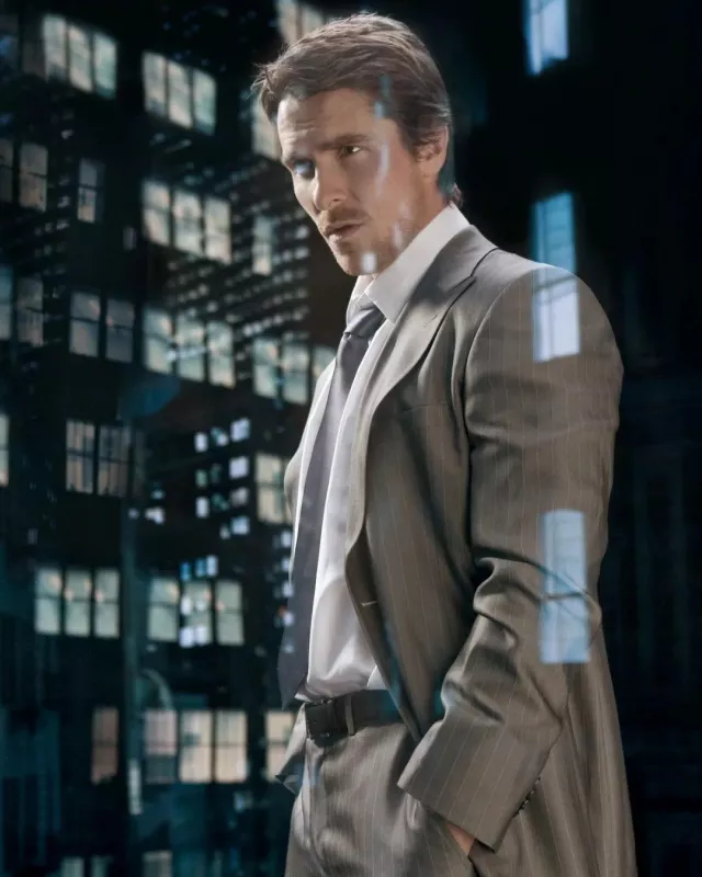 Le costume porté par Christian Bale pour un photoshoot pour Parade Magazine en 2008