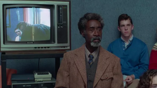 Wool Blazer Jacket worn by Murray (Don Cheadle) as seen in White Noise