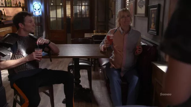 Colorblock button down shirt worn by Parker (Beth Riesgraf) as seen in Leverage: Redemption Wardrobe (S02E09)