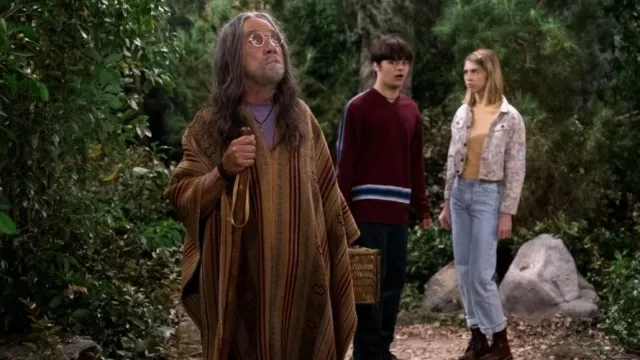 Sweater worn by Jay (Mace Coronel) as seen in That '90s Show (Season 1)