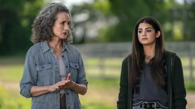 Denim shirt worn by Del Landry (Andie MacDowell) as seen in The Way Home TV show (S01E01)