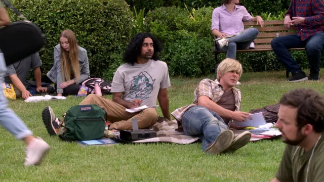 T-shirt worn by Sid (Suraj Sharma) as seen in How I Met Your Father (S02E01)