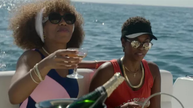 Sunglasses worn by Whitney Houston (Naomi Ackie) in Whitney Houston: I Wanna Dance with Somebody