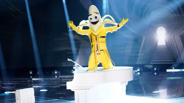Costume de banane porté par Bret Michaels vu dans l’émission télévisée américaine The Masked Singer