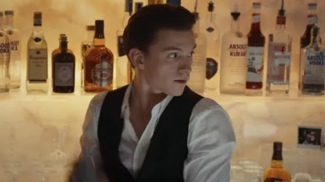 Suit Vest worn by Nathan Drake (Tom Holland) in Uncharted movie