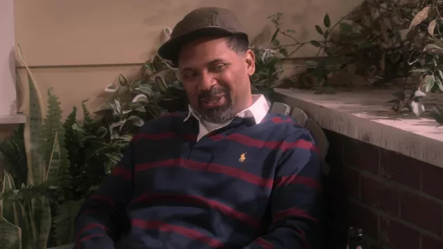 Brown hat cap worn by Bernard Upshaw (Mike Epps) as seen in The Upshaws TV show outfits (S03E01)