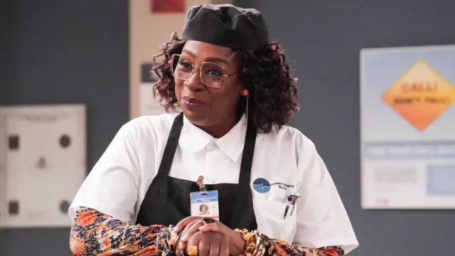 Eyeglasses worn by Kemi (Gina Yashere) as seen in Bob Hearts Abishola TV show outfits (Season 4)