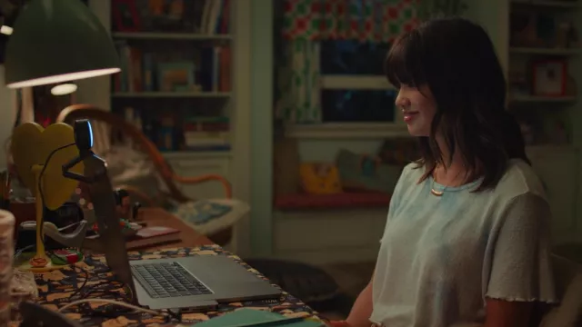 Tie and dye top worn by Lahela 'Doogie' Kamealoha (Peyton Elizabeth Lee) as seen in Doogie Kamealoha, M.D. (S02E04)