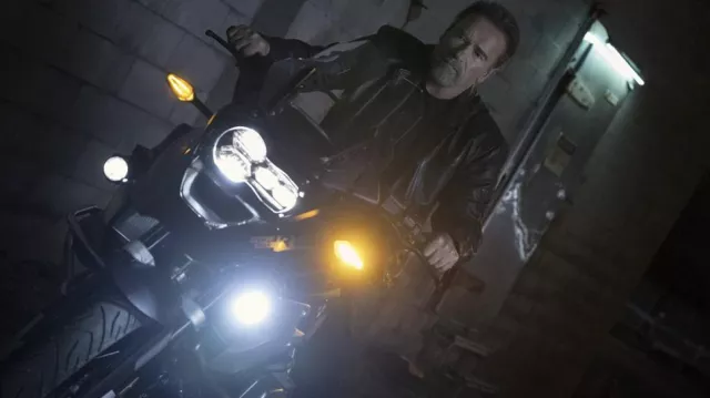 Motocycle driven by Luke Brunner (Arnold Schwarzenegger) in FUBAR TV series (Season 1)