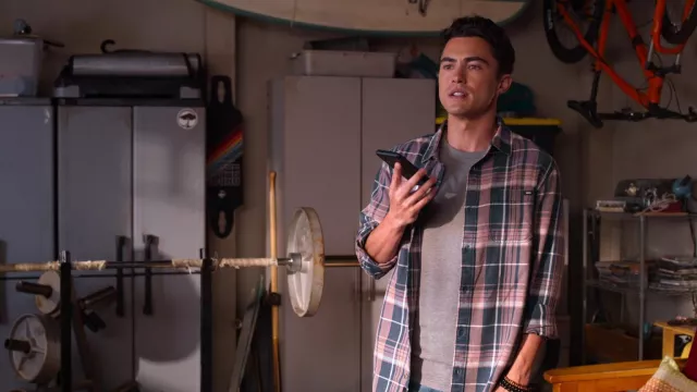 Vans Plaid Shirt worn by Paxton Hall-Yoshida (Darren Barnet) as seen in Never Have I Ever TV show outfits (S04E09)