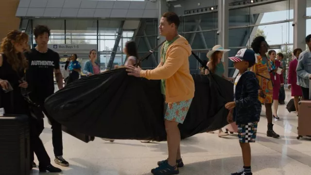 Sandales Hoka portées par Jakob (John Cena) comme on le voit dans la garde-robe du film Fast X