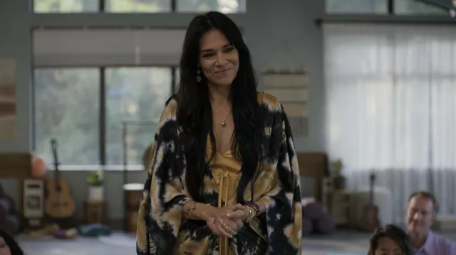 Blue And Yellow Tie Dye Kaften worn by Lottie (Simone Kessell) in Yellowjackets (S02E03)