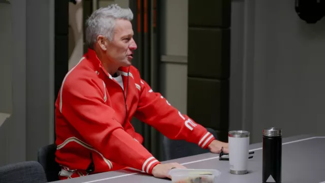 Red tracksuit worn by Lance Armstrong in Stars on Mars TV show (S01E02)