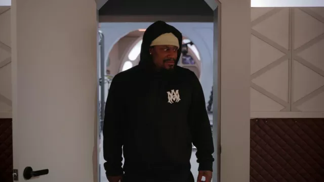 Marshawn sales lynch hoodie