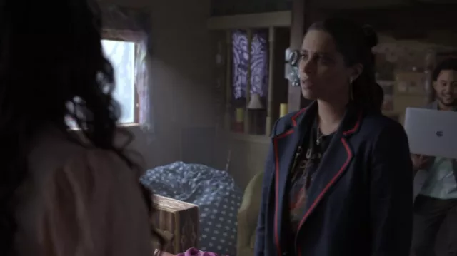 Blazer jacket worn by Nora Singh (Lilly Singh) as seen in The Muppets Mayhem (S01E10)