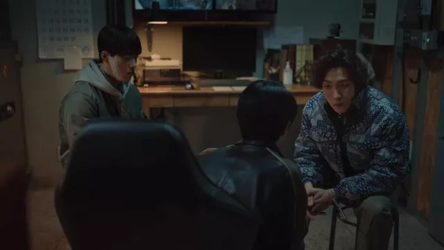 The patchwork jacket worn by Hong Woo-jin (Sang-yi Lee) in the series Bloodhounds (Season 1 Episode 3)