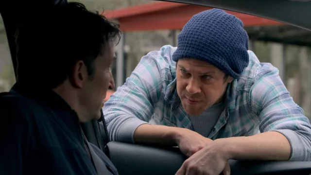 Slouchy beanie worn by Eliot Spencer (Christian Kane) in Leverage: Redemption TV series (S01E14)