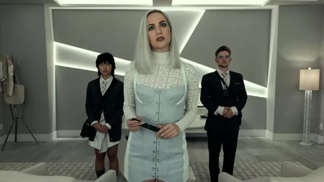 Corsé Vestido de cuero azul claro usado por Camille L'Espanaye (Kate Siegel) en The Fall of the House of Usher (Temporada 1)