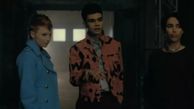 The printed jacket worn by Prospero Usher (Sauriyan Sapkota) in the series The Fall of the House of Usher (Season 1 Episode 2)